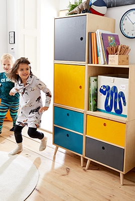 Fire chief vehicle with light and sound